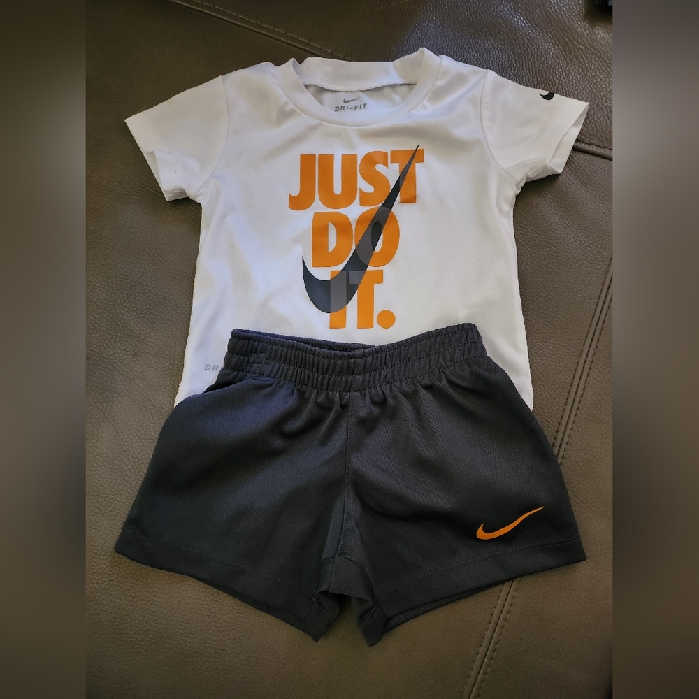 Nike Dri Fit short set 12mths